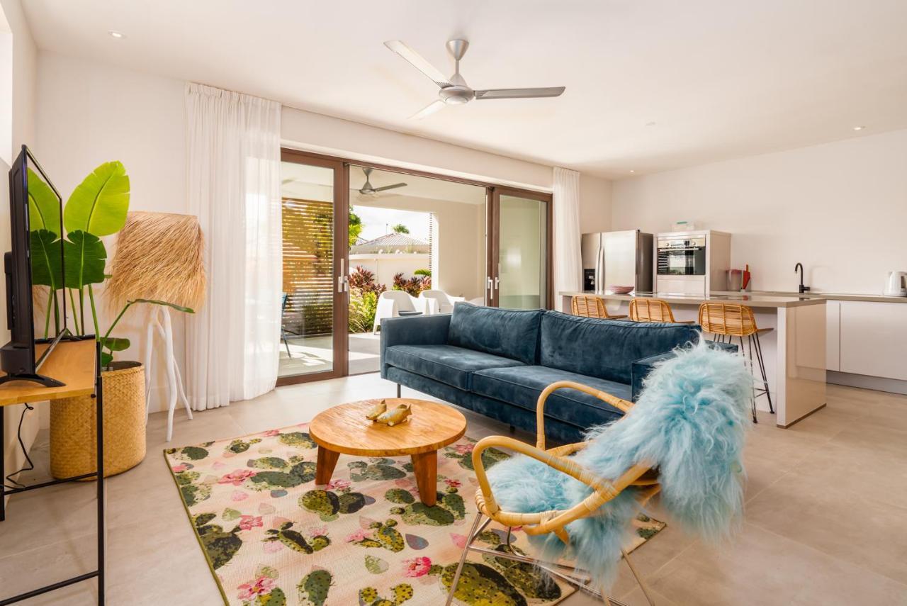 Jan Sofat Lux Resort Вилемстад Екстериор снимка